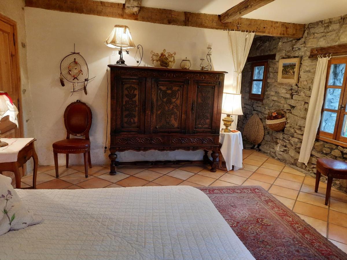Domaine De Lara Bed & Breakfast บาร์เซอลอนเน็ต ภายนอก รูปภาพ
