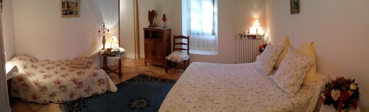 Domaine De Lara Bed & Breakfast บาร์เซอลอนเน็ต ภายนอก รูปภาพ